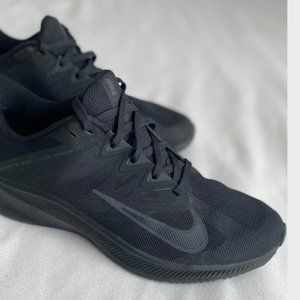 All black Nike Women's Running Sneakers, Size 8